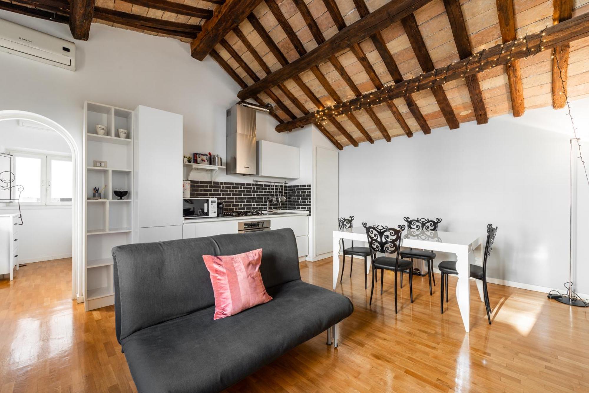 Pavone Centre Romantic Apartment Eksteriør bilde